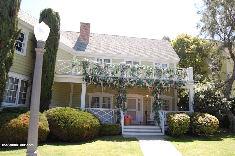 Colonial Street Nancy Drew House